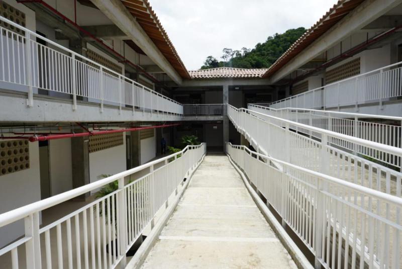 Colegio con infraestructura renovada